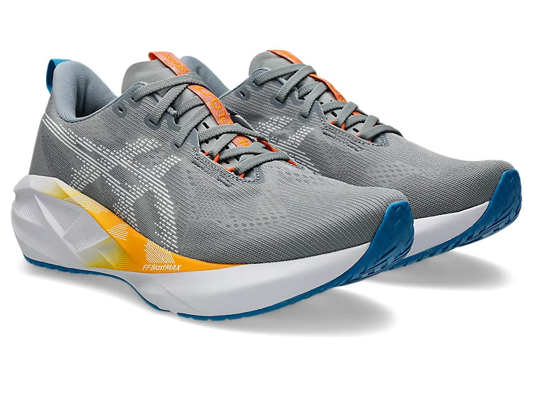Men's Novablast 5 (020 - Gravel/White)