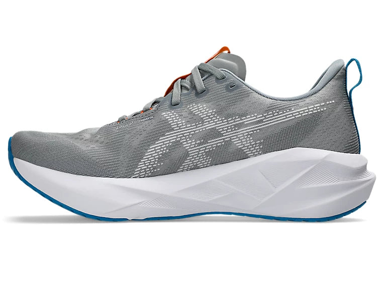 Men's Novablast 5 (020 - Gravel/White)