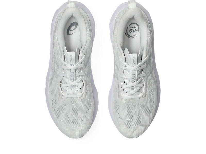 Men's Novablast 5 (100 - White/Piedmont Grey)