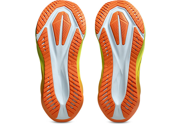 Men's Novablast 5 (400 - Sky/Lemon Spark)