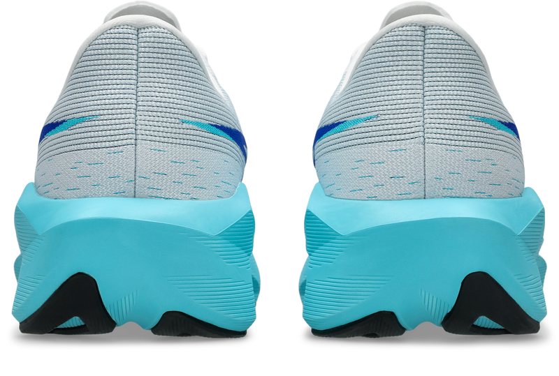 Men's Novablast 6 (101 - White/Energy Aqua)