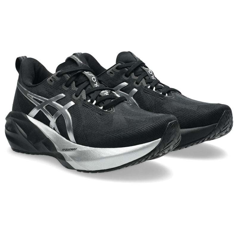 Women's Novablast 5 Platinum (001 - Platinum/Black)