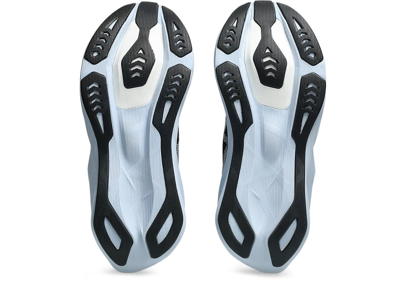 Women's Novablast 6 (001 - Black/Solid Air)