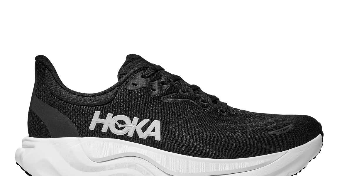 Men's Arahi 8 WIDE (BWHT - Black/White) — TC Running Co