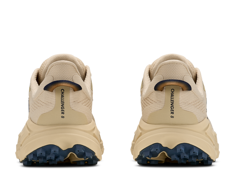 Women's Challenger 8 (BFDD - Barley Flour/Faded Navy)