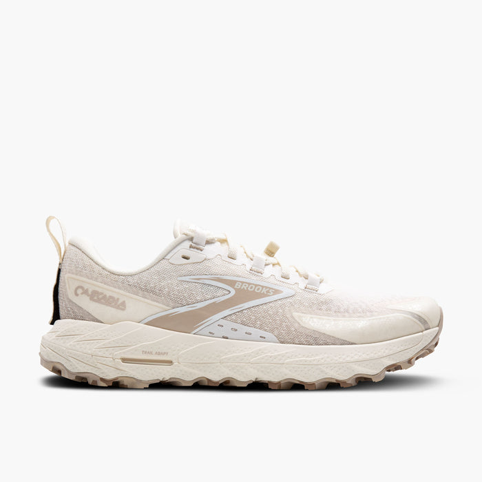 Women's Cascadia 18 (146 - Coconut/Chateau/White)