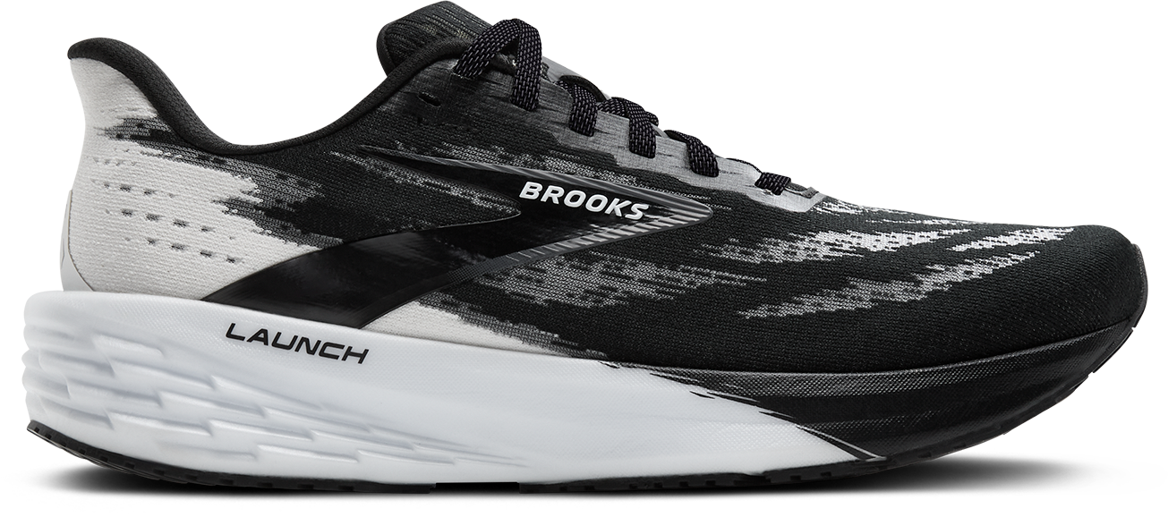 Women's Launch 11 (087 - Black/White) — TC Running Co