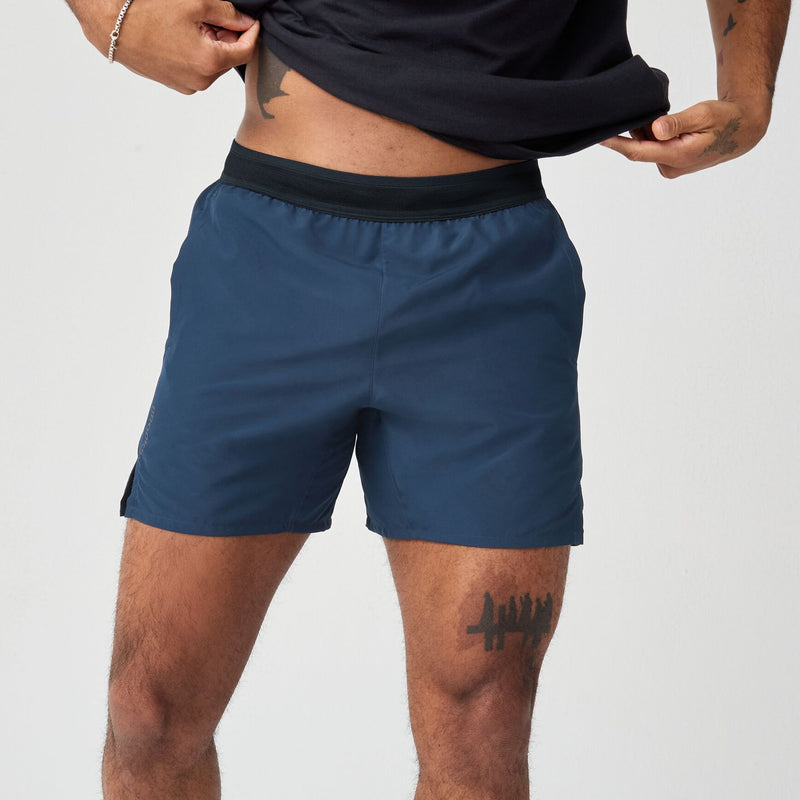 Men’s Dash 2-in-1 Short (428 - Midnight Run/Black)