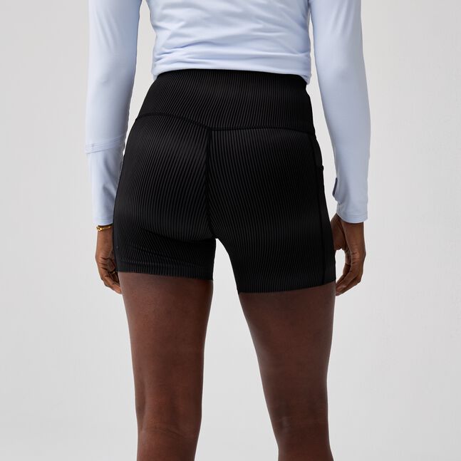 Women's Chaser 5" Short Tight (083 - Sonic Black)