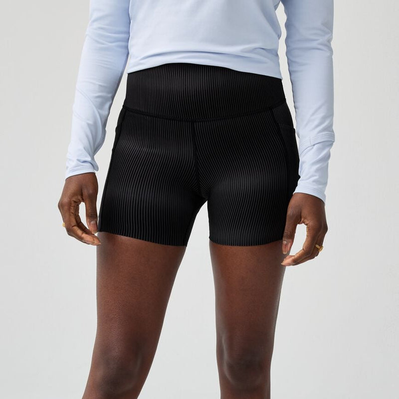Women's Chaser 5" Short Tight (083 - Sonic Black)