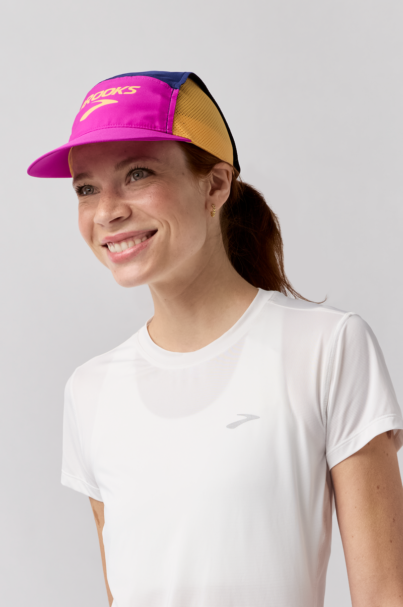 Propel Mesh Hat 2.0 (556 - Magenta/Midnight/Brooks Logo)