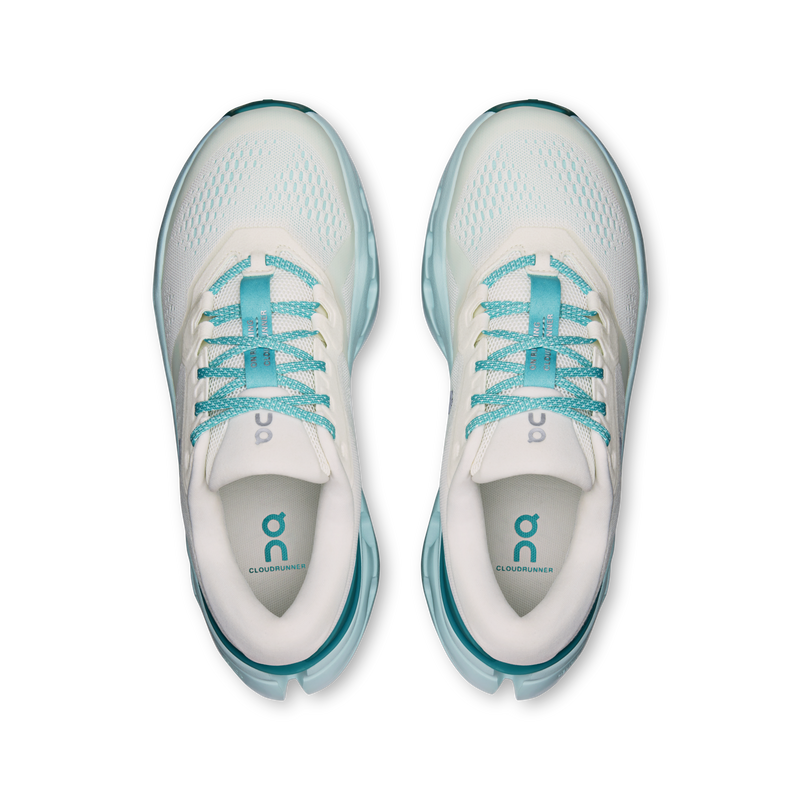 Women's Cloudrunner 3 (Ivory/Aquamarine)