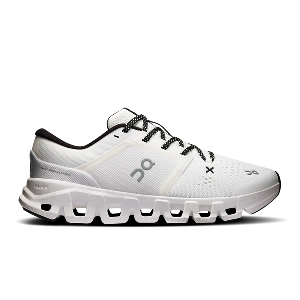 ウォーキング・ランニングウェア on CLOUD TEC Women's Cloud X 5 (White/Black) — TC Running Co