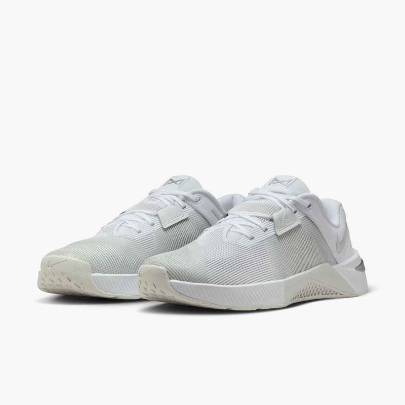 Women's Metcon 10 (100 - White/Metallic Silver-Platinum Tint)