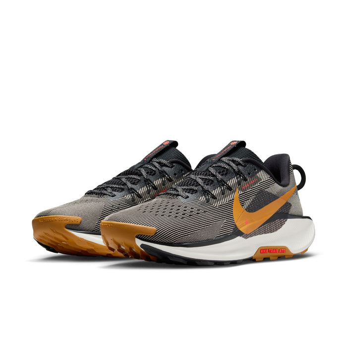 Men’s React Pegasus Trail 5 (009 - Black/Desert Ochre-Fir-College Grey)