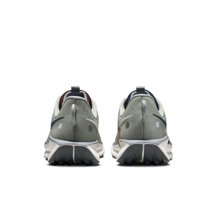 Men’s React Pegasus Trail 5 (300 - Jade Horizon/Armory Navy-Cement Grey)