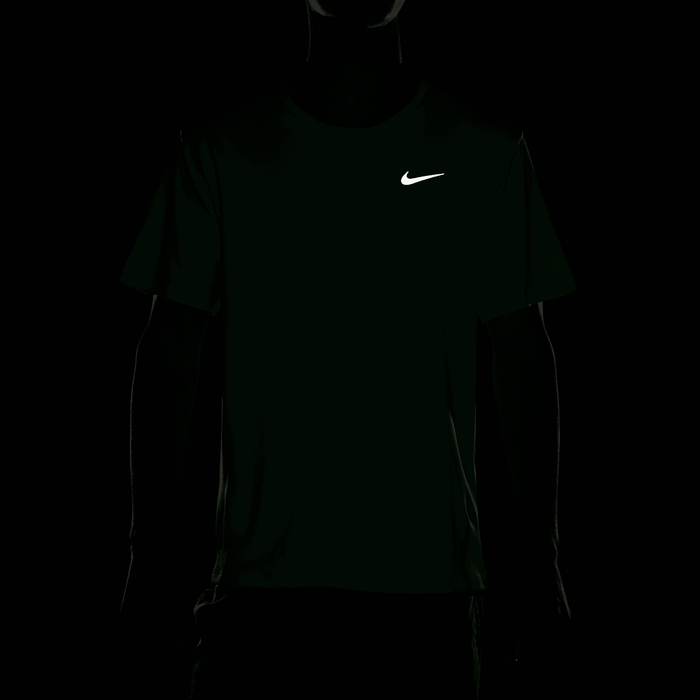 Men's DRI-FIT UV Miler Short Sleeve Running Top (376 - Vapor Green/Reflective Silver)