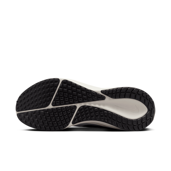 Men’s Vomero 17 (104 - White/Black-Pure Platinum-Vintage Green)