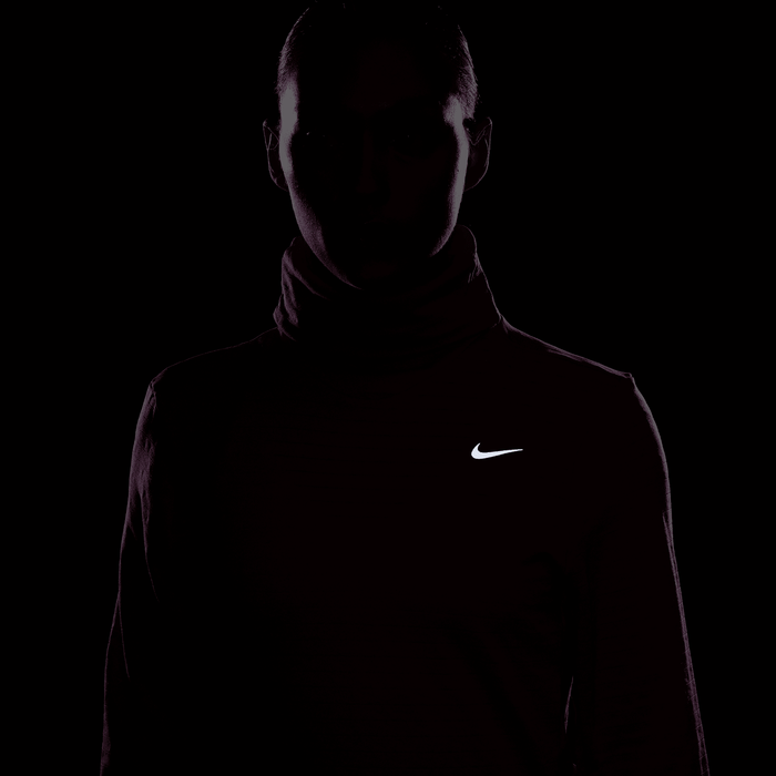 Nike Therma-FIT Swift Element Women's Turtleneck Running Top.