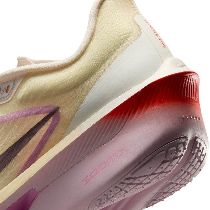 Women’s Zoom Fly 6 (106 - Sail/Tattoo-Lt Magenta-Pearl Pink)