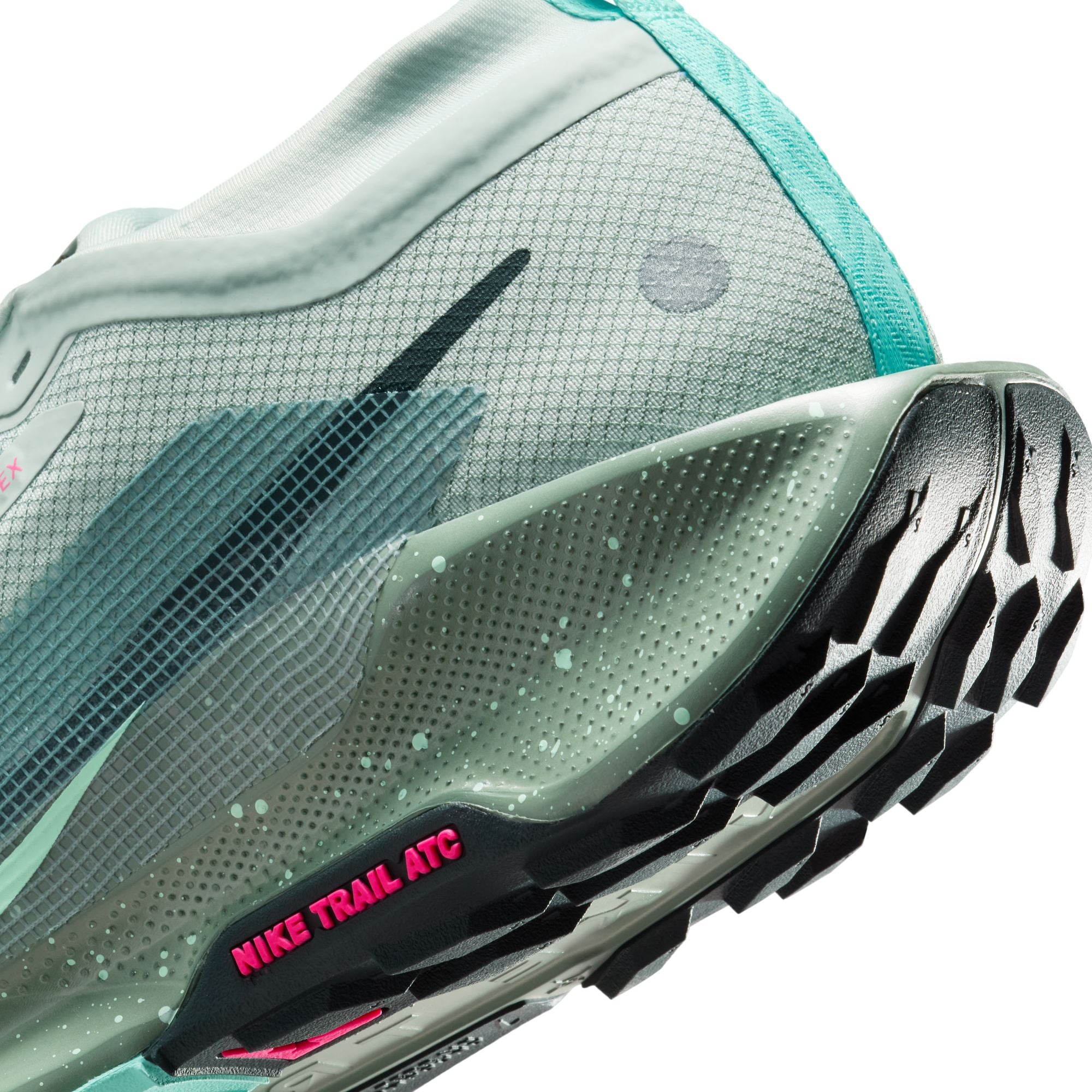 Men's React Pegasus Trail 5 GORE-TEX (013 - Light Silver/Seaweed