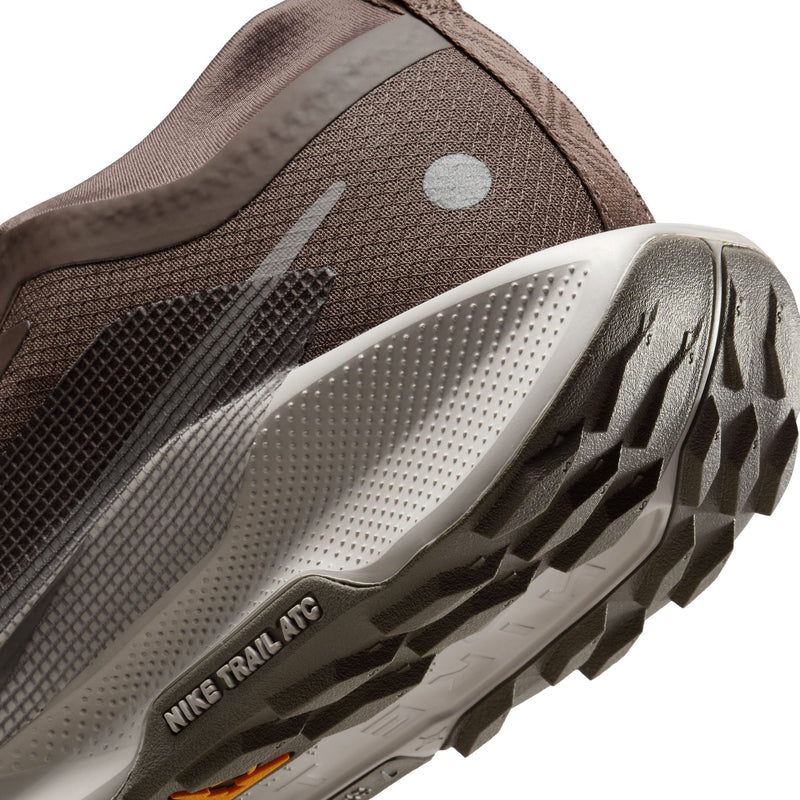 Women’s React Pegasus Trail 5 GORE-TEX (012 - Ironstone/College Grey-Velvet Brown)