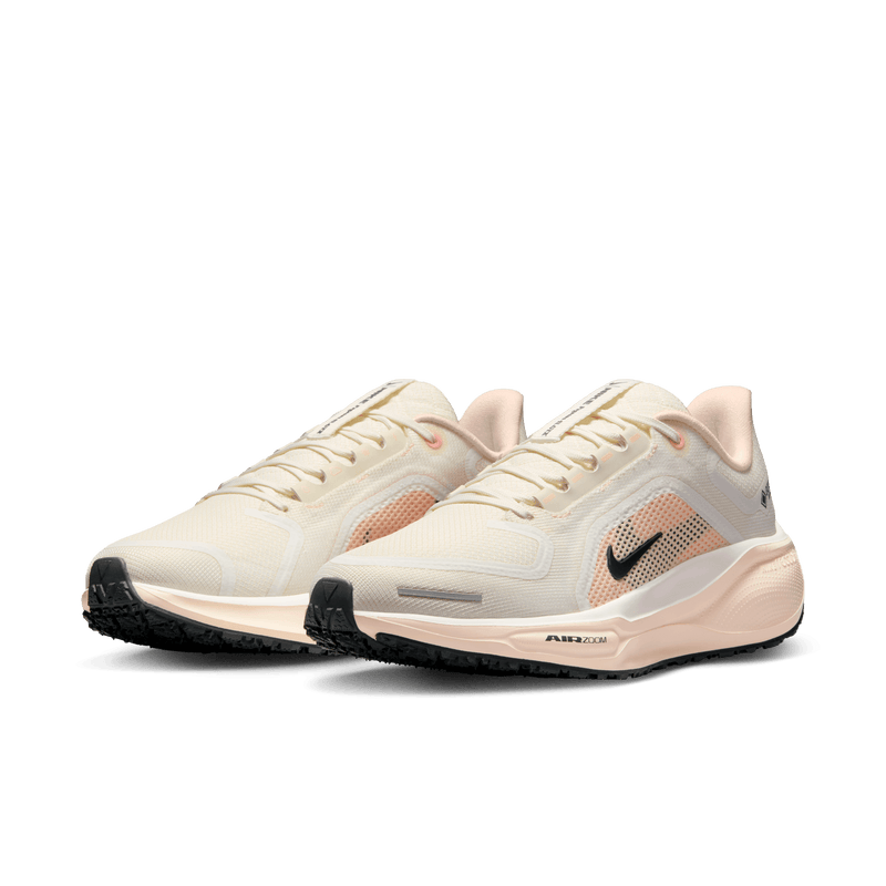 Women's Pegasus 41 GORE-TEX (100 - Sail/Anthracite-Guava Ice-Crimson Tint)