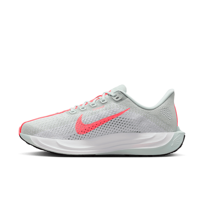 Women’s Pegasus Plus (001 - Barely Grey/Hot Punch-White-Black)