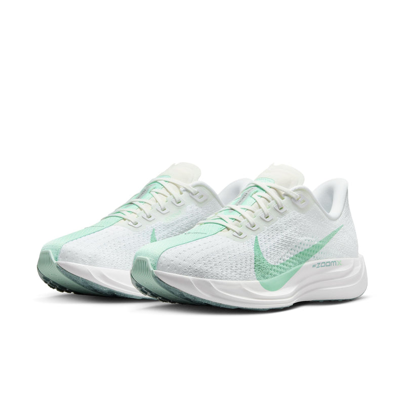 Women’s Pegasus Plus (103 - White/Mint Foam-Cannon)