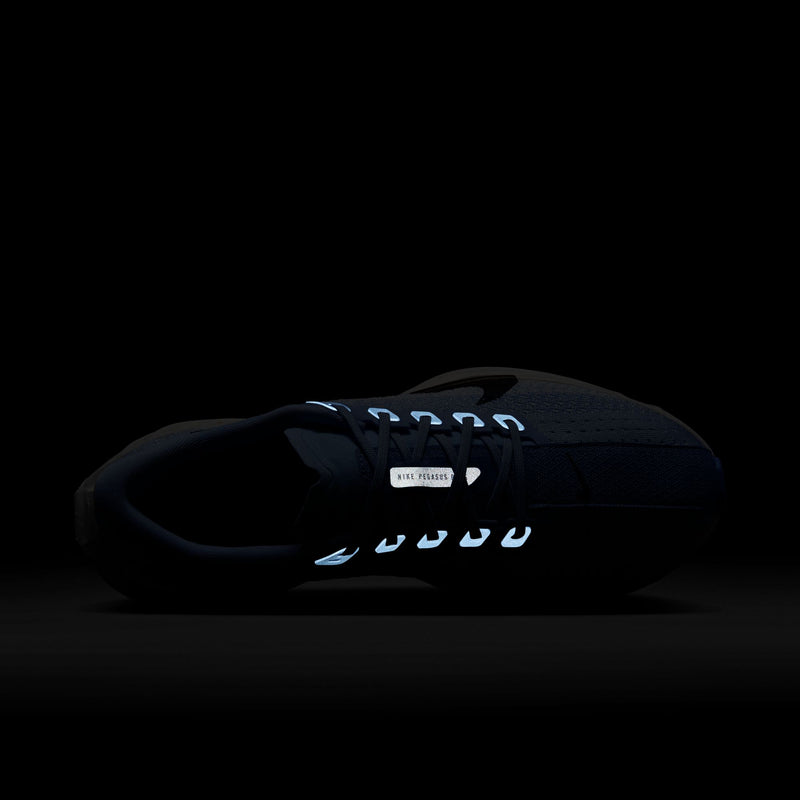 Women’s Pegasus Plus (402 - Aluminum/Black-Royal Pulse-White)