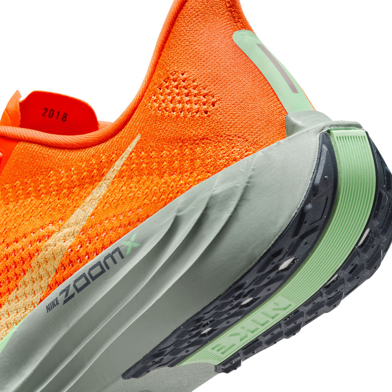 Men’s Pegasus Plus (800 - Safety Orange/Barely Volt-Total Orange)