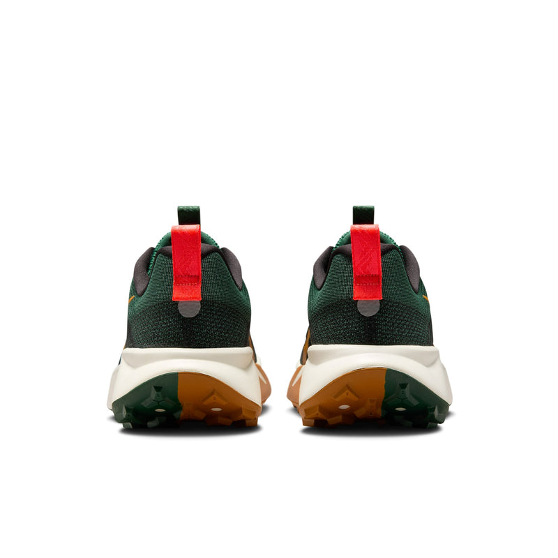 Men’s Wildhorse 10 (005 - Black/Desert Ochre-Fir-Bright Crimson)