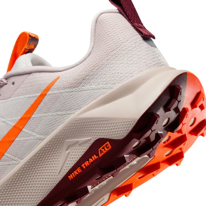 Men’s Wildhorse 10 (102 - Sail/Hyper Crimson-Silt Red)