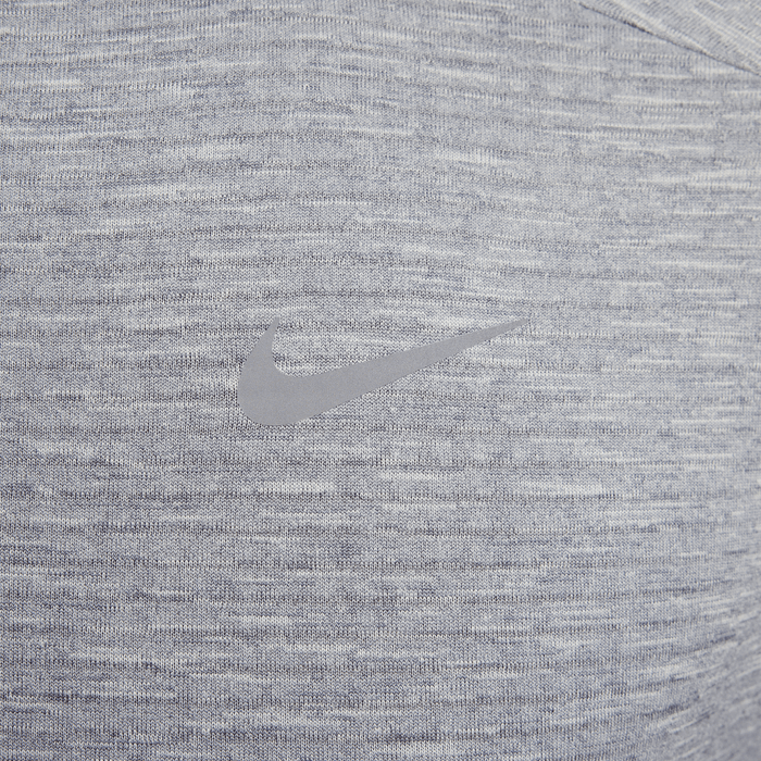 Men s Nike Therma FIT Repel 1 2 Zip Smoke Grey M