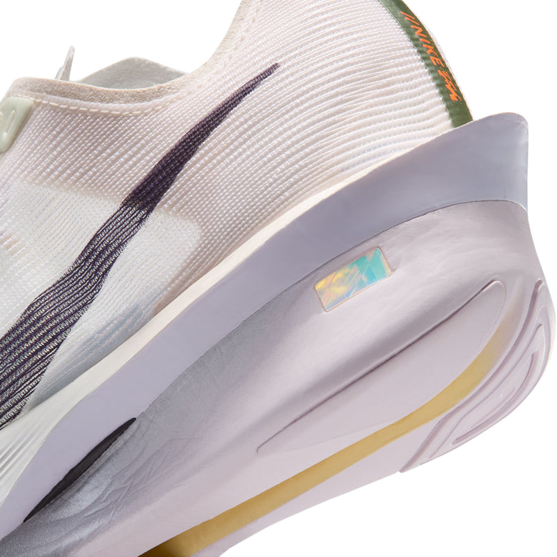Women’s Vaporfly 4 (300 - Barely Green/Purple Dynasty-Chalk)