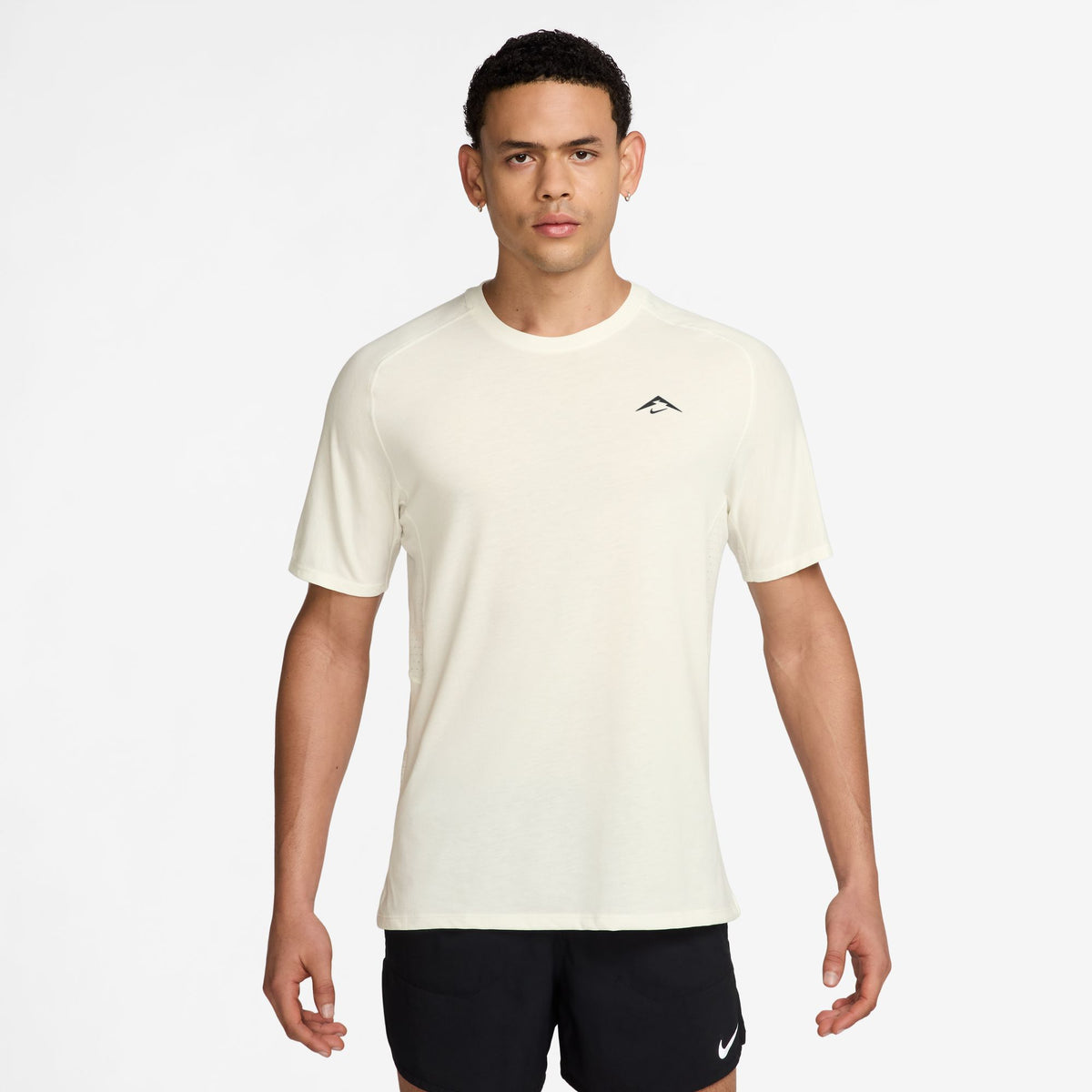 Men's Solar Chase Dri-FIT ADV Short-Sleeve Running Top (133