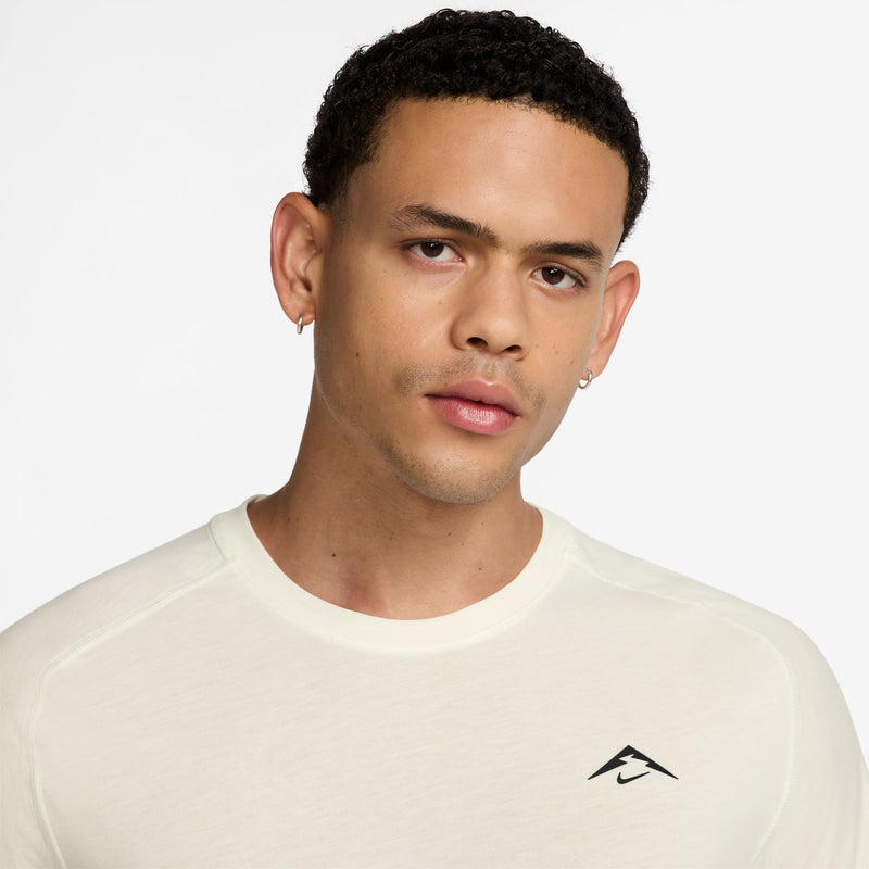 Men's Solar Chase Dri-FIT ADV Short-Sleeve Running Top (133 - Solar Chase)
