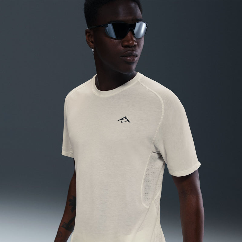 Men's Solar Chase Dri-FIT ADV Short-Sleeve Running Top (133 - Solar Chase)