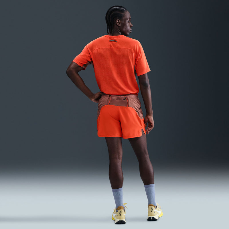 Men's Solar Chase Dri-FIT ADV Short-Sleeve Running Top (633 - Picante Red/Black)