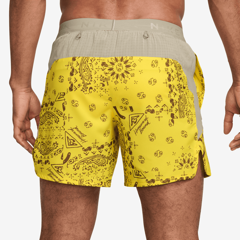 Men's Trail Dri-FIT 6" Brief-Lined Running Shorts (718 - Lightening/Desert Khaki/Black)