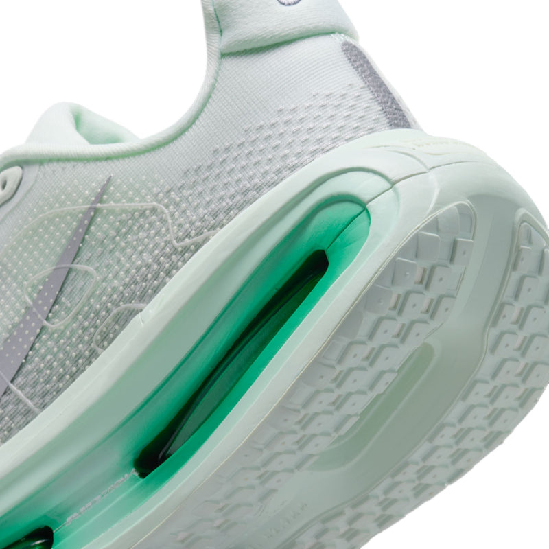 Women's Vomero Premium (300 - Barely Green/Metallic Silver)