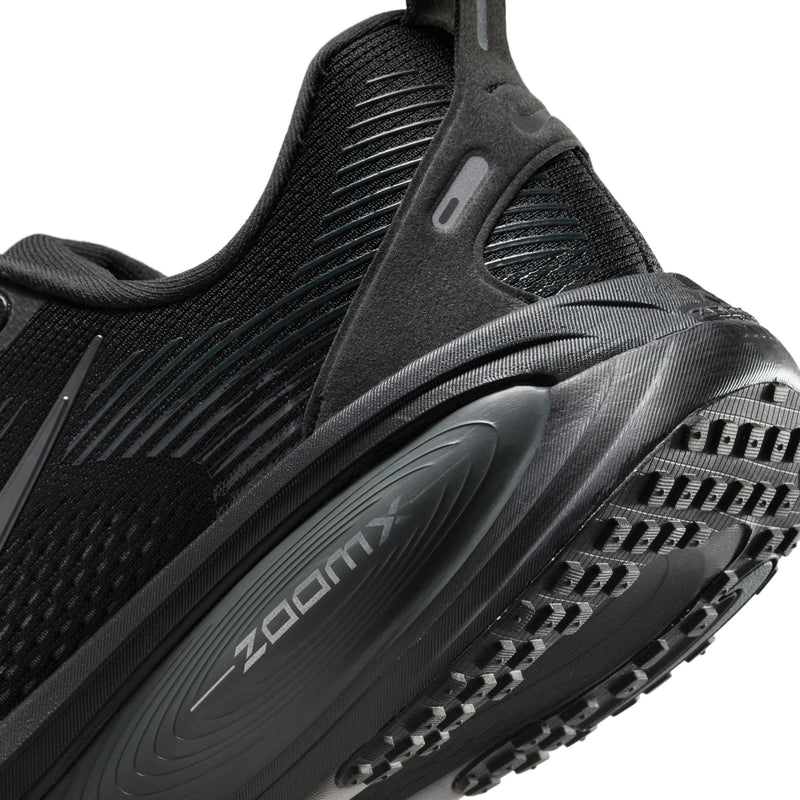 Men's Vomero 18 (005 - Black/Black-Dk Smoke-Lt Smoke Grey)