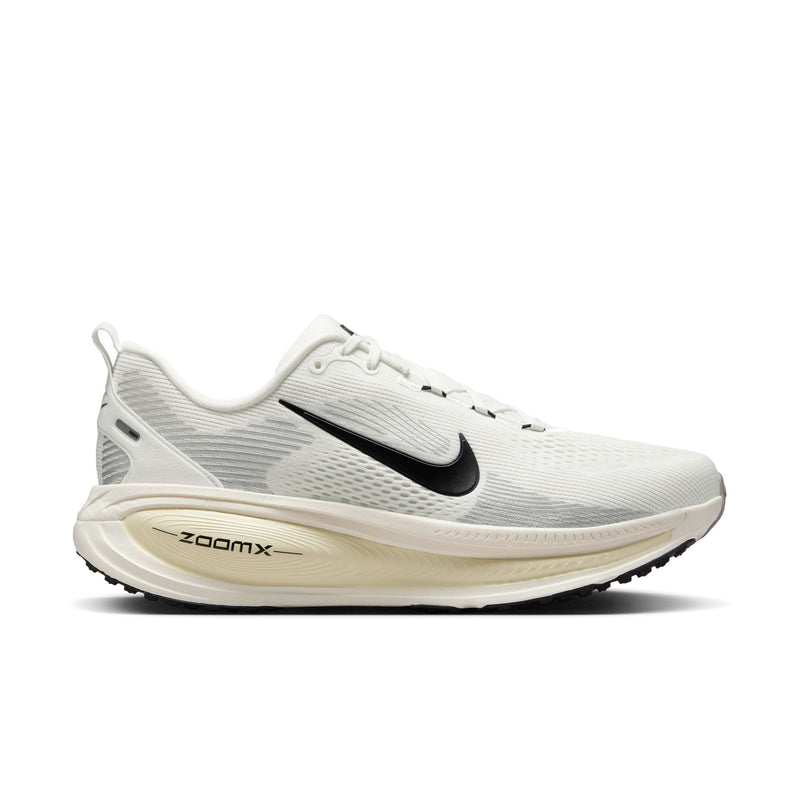 Men's Vomero 18 (101 - Summit White/Black-Coconut Milk)
