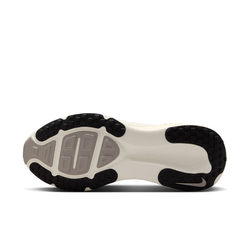 Men's Vomero 18 (101 - Summit White/Black-Coconut Milk)