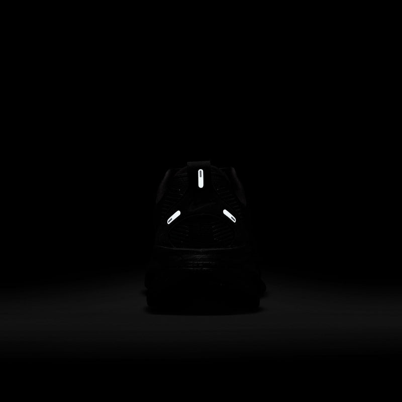 Women's Vomero 18 (004 - Black/Black-Dk Smoke Grey-Lt Smoke Grey)