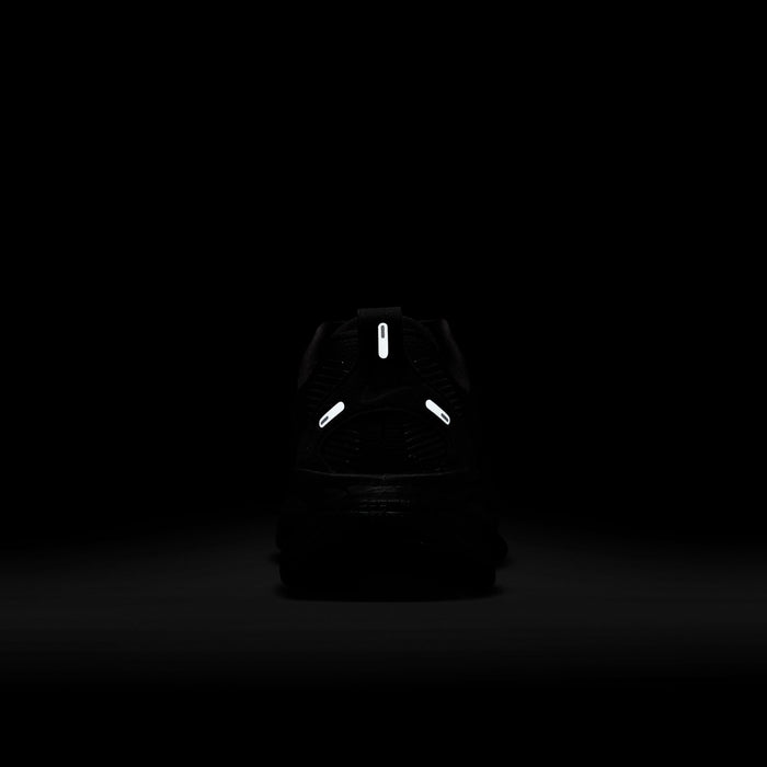 Women's Vomero 18 (004 - Black/Black-Dk Smoke Grey-Lt Smoke Grey)