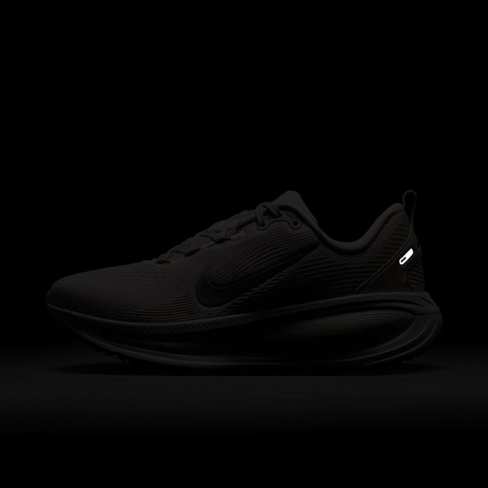 Women's Vomero 18 (007 - Vast Grey/Wolf Grey-Summit White-Hemp)