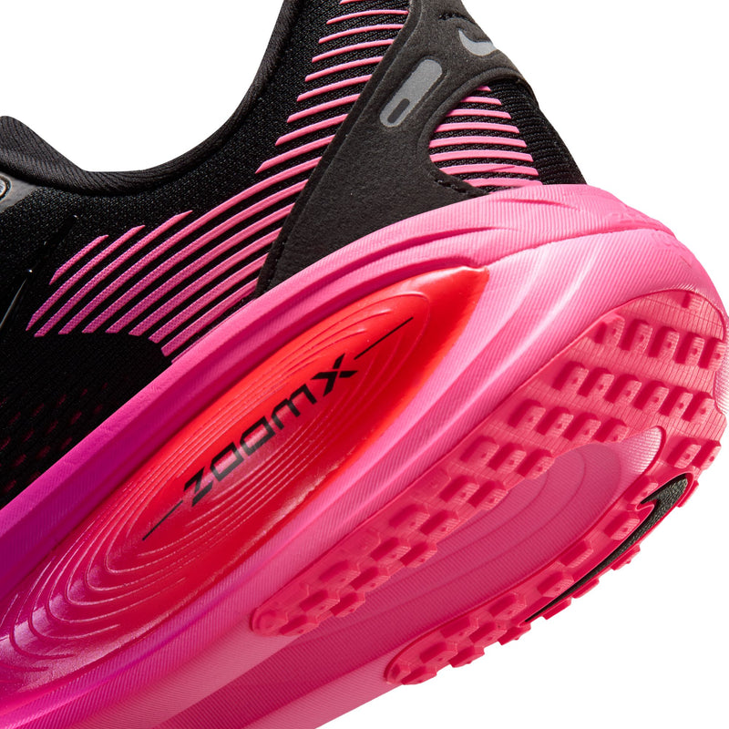 Women's Vomero 18 (Black/Black-Hyper Pink-Laser Crimson)