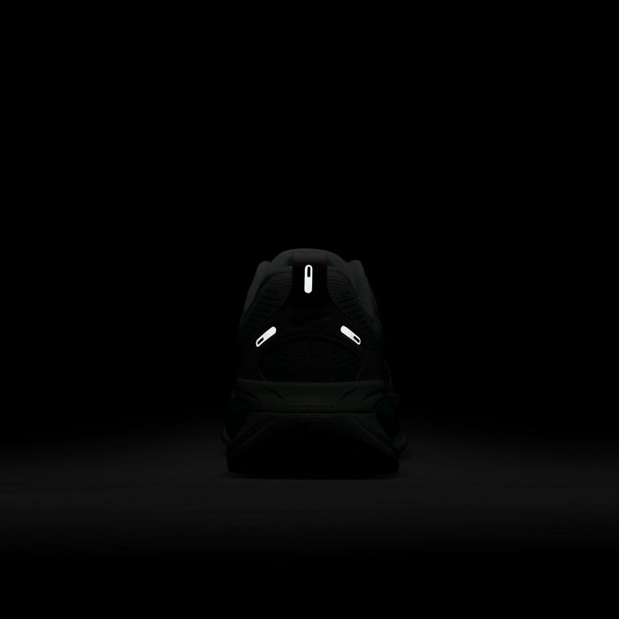 Women's Vomero 18 (106 - White/Cannon-Bleached Turq-Mint Foam)