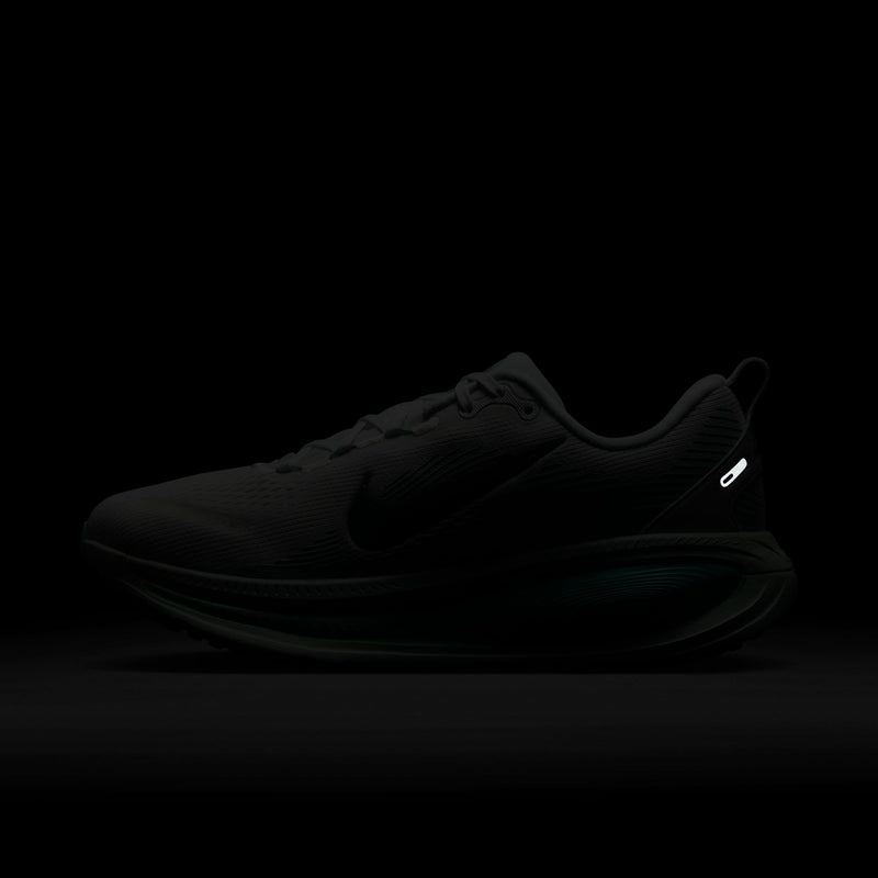 Women's Vomero 18 (106 - White/Cannon-Bleached Turq-Mint Foam)